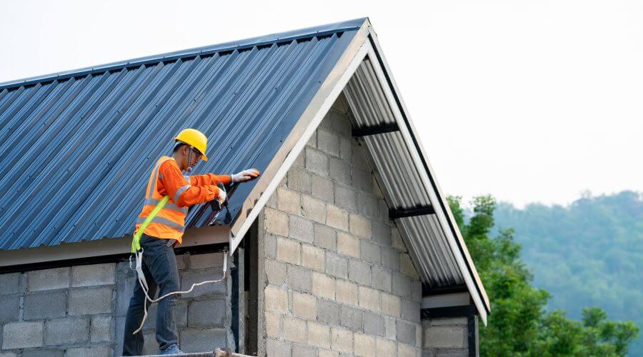 Expert new roof installation services in Hart, MI